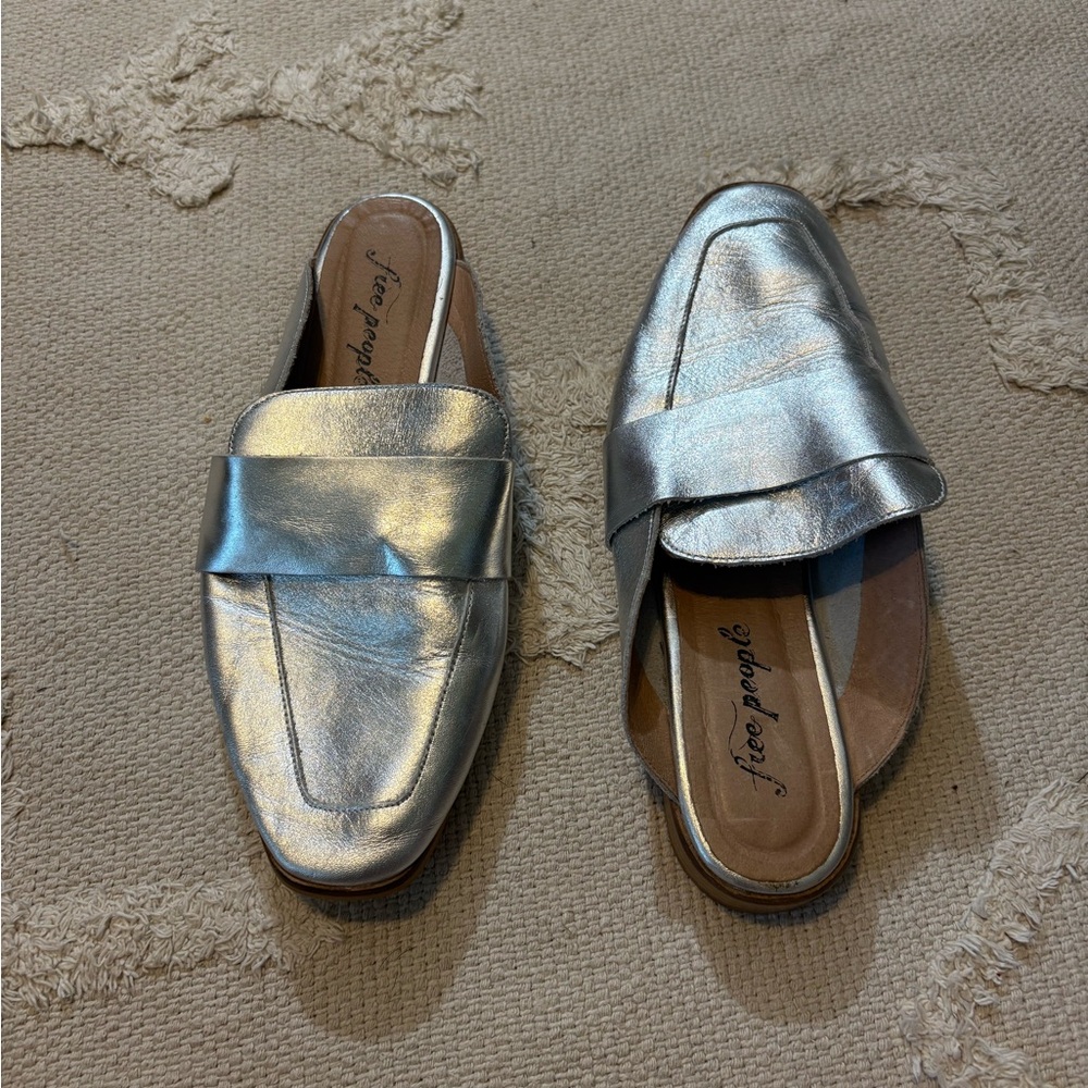 Free People Silver Metallic Mules Slip-On